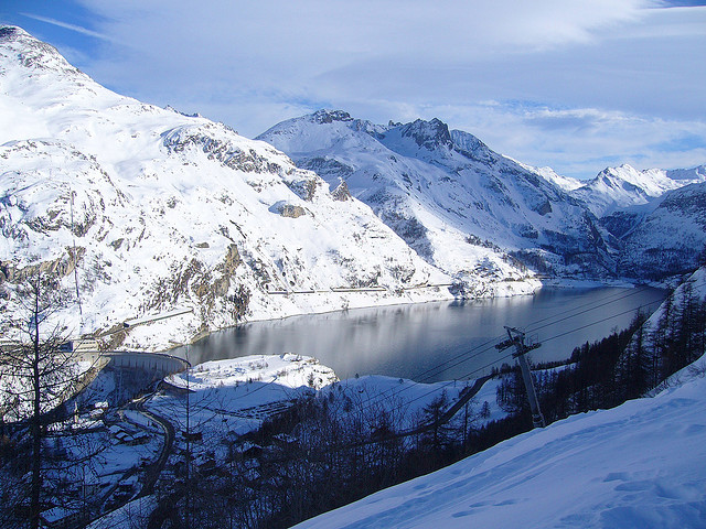 Barrage et lac du Chevril à Tignes