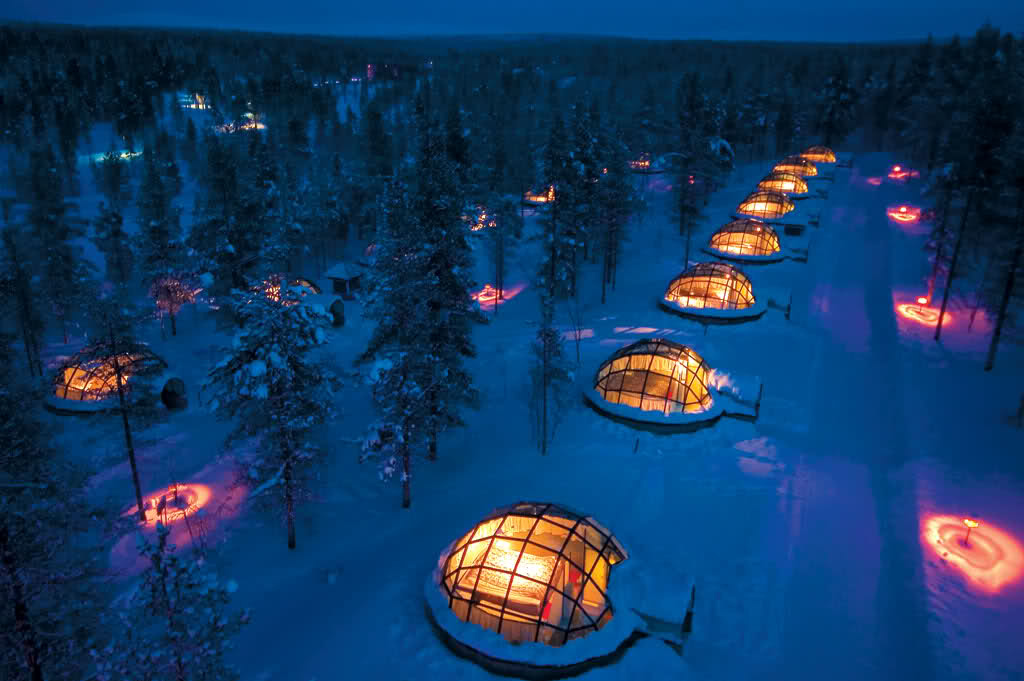 Igloo_village