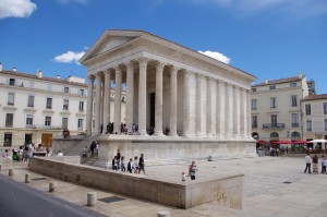 Nîmes maison carrée