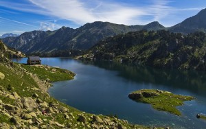 les pyrénées lac