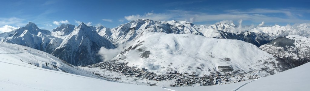 Les_2_Alpes_station_05_©Nico_Lafay