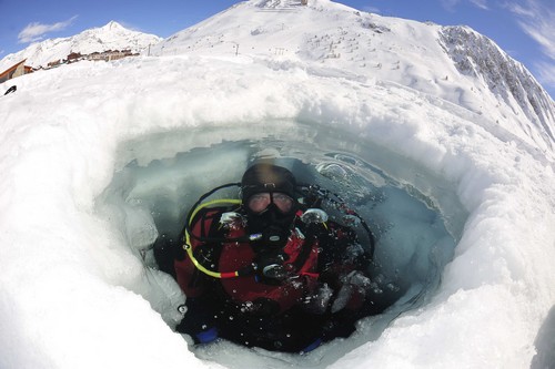 Plongée sous-glace