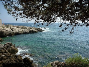 Cap d'ail paradis mer plage montagne