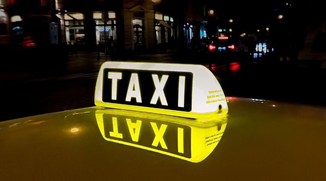 Taxi