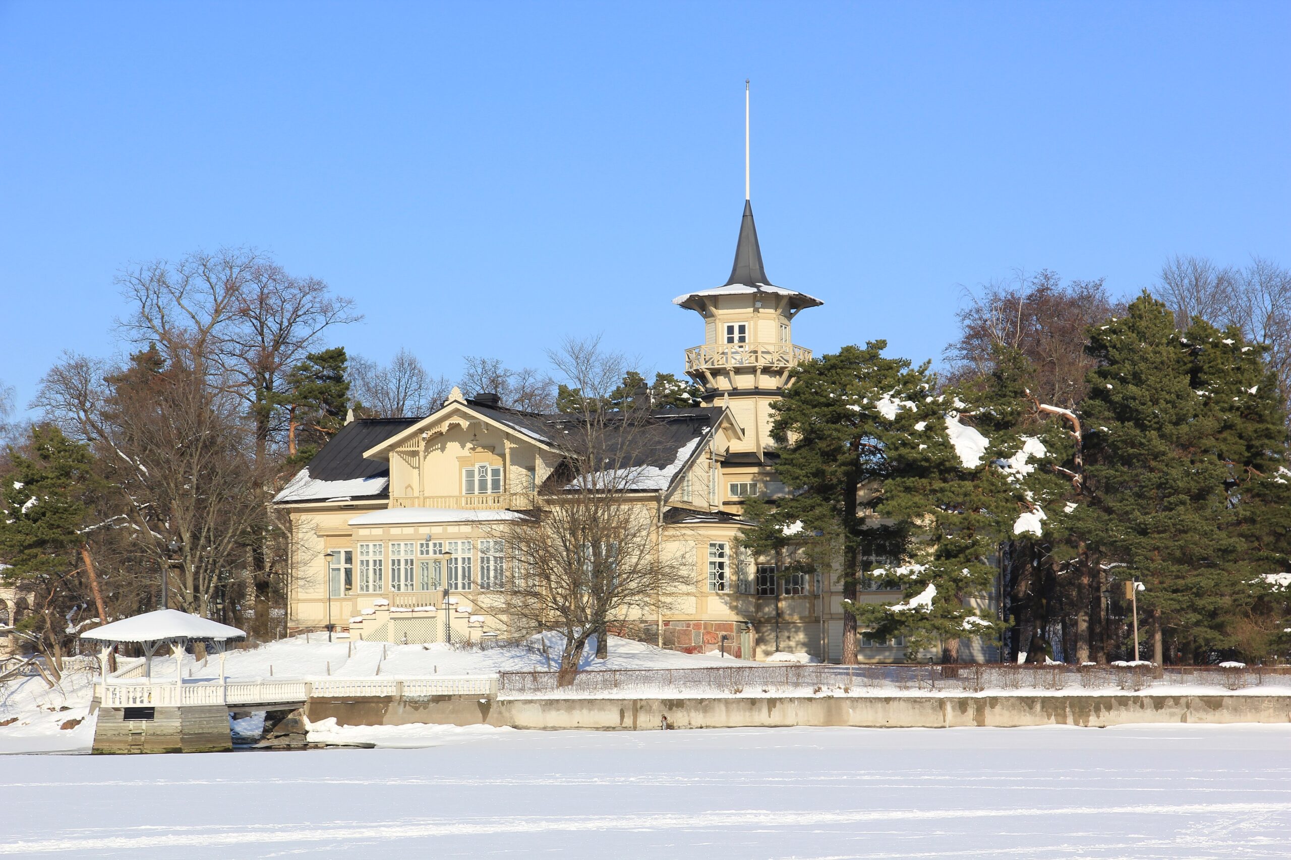 Kesäranta talvella officiel finlande sanna marin