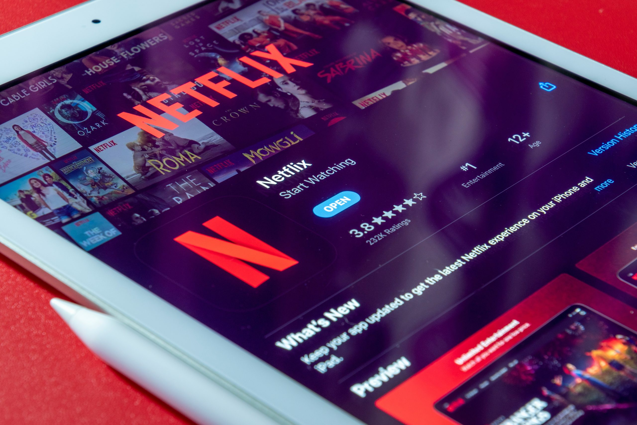 découvrez une vaste sélection de films, séries et documentaires avec netflix, le géant du streaming qui offre du divertissement à la demande.