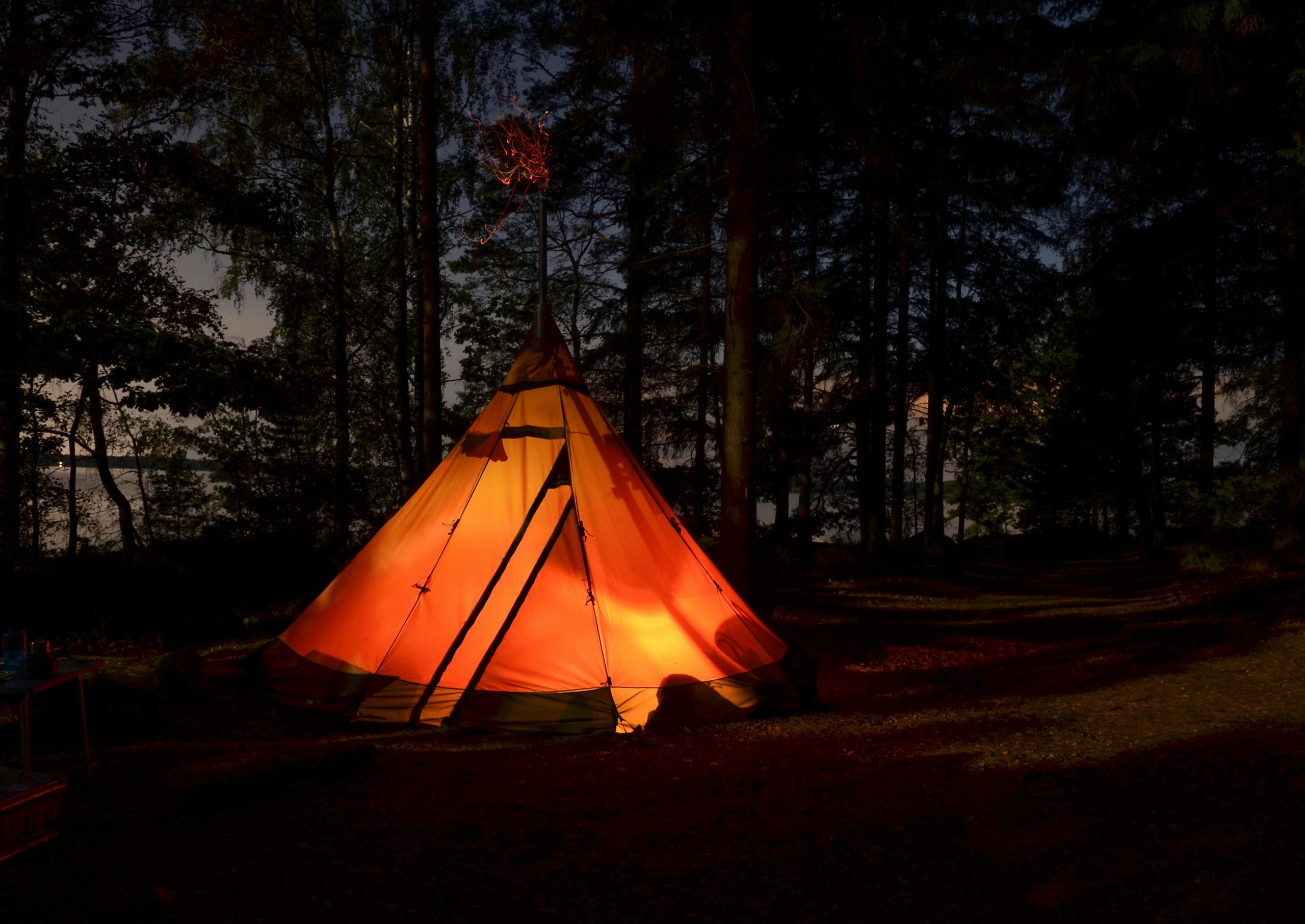 découvrez nos activités de camping pour des vacances inoubliables en pleine nature : randonnée, pêche, feu de camp, et bien plus encore !