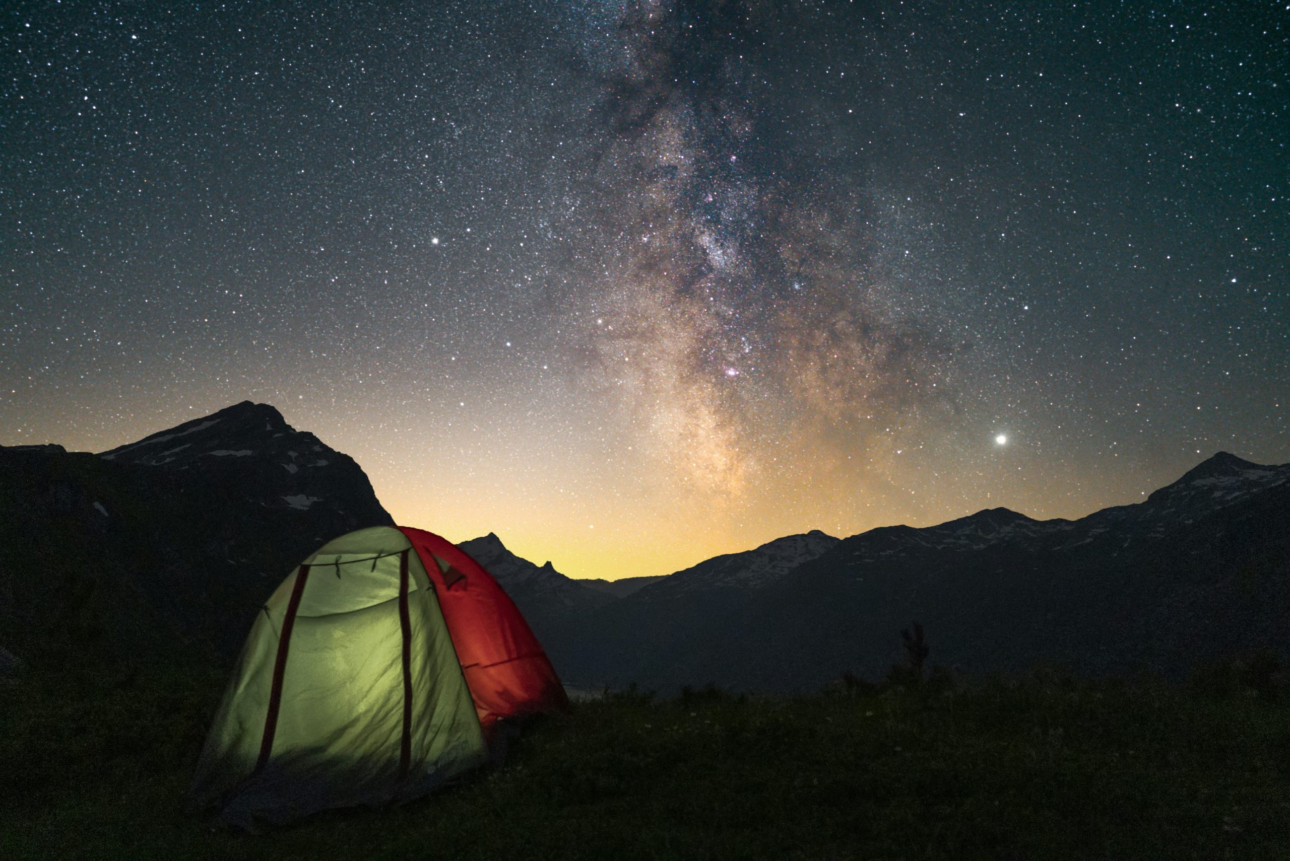 découvrez une multitude d'activités de camping pour vivre une expérience inoubliable en pleine nature.