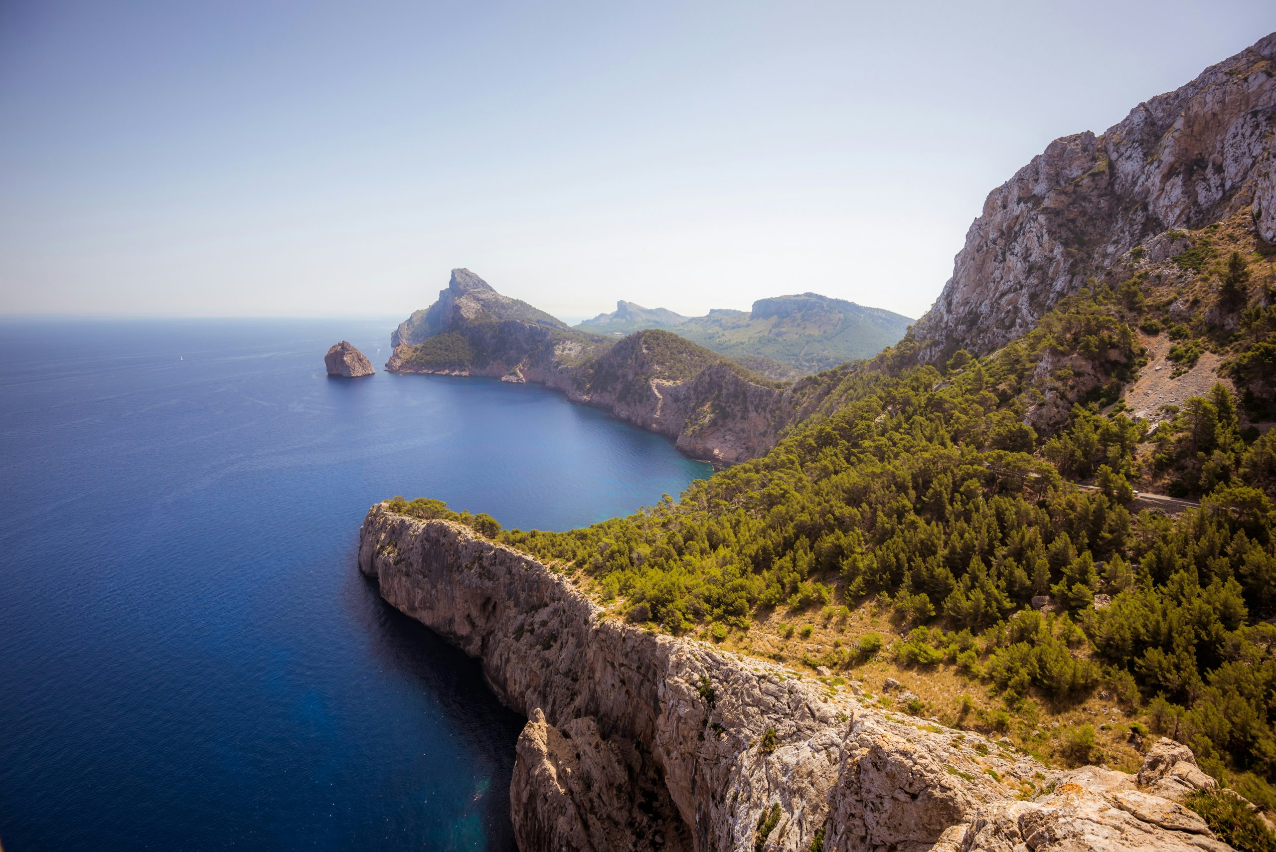 découvrez les meilleurs campings en espagne pour des vacances inoubliables à la plage, à la montagne ou à la campagne.