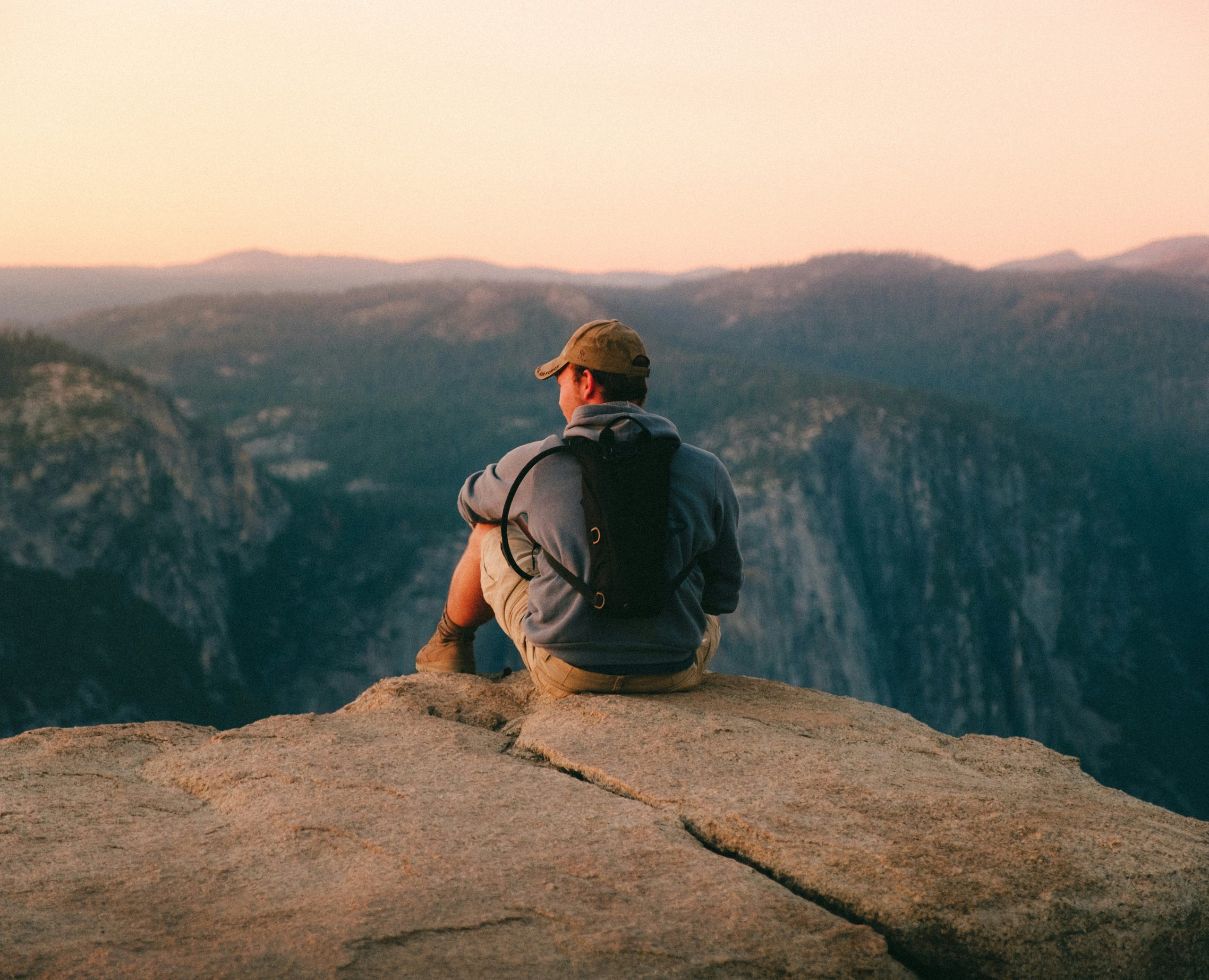 découvrez une gamme d'activités de plein air pour tous les amateurs d'aventure et de nature avec notre sélection d'outdoor activities.