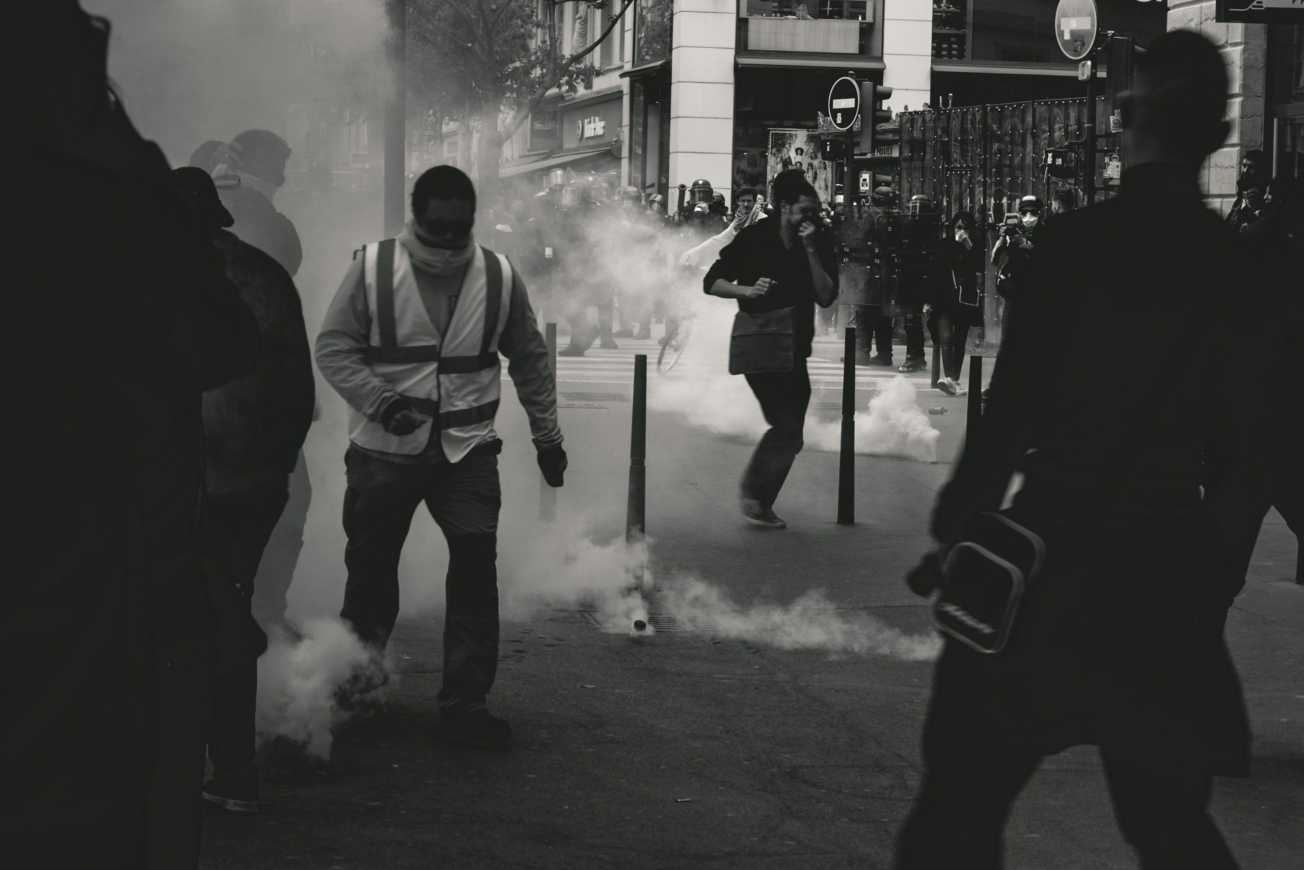 découvrez des stratégies efficaces de prévention de la violence pour créer un avenir plus sûr et harmonieux.