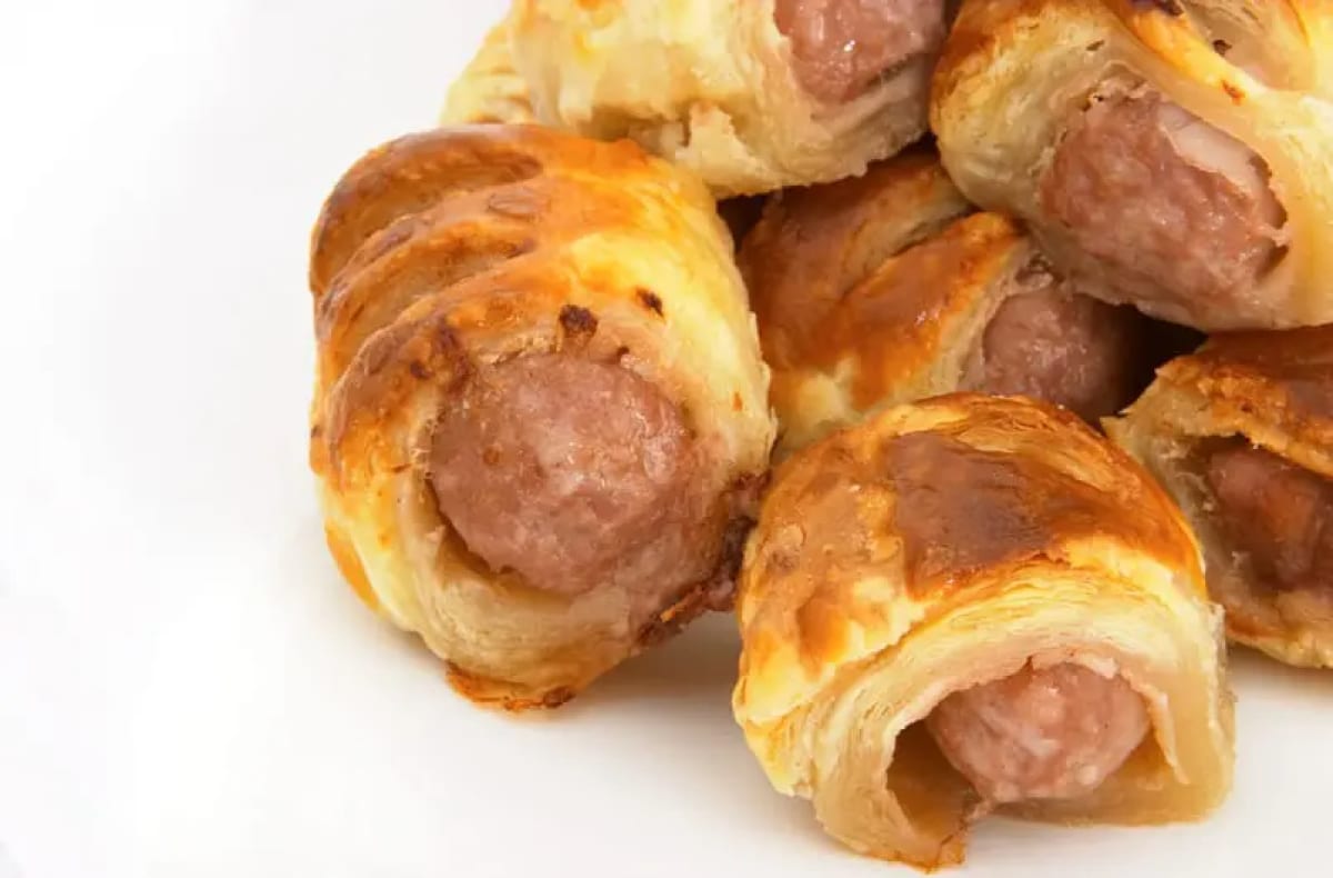 Feuilletés roulés aux saucisses