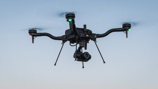 Collaboration innovante : Esri et Freefly renforcent la cartographie sécurisée par drone avec Astro Max