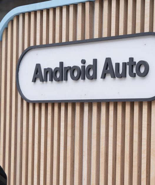 Mise à jour Android Auto 13.8 : découvrez les nouveautés et optimisations pour votre voiture