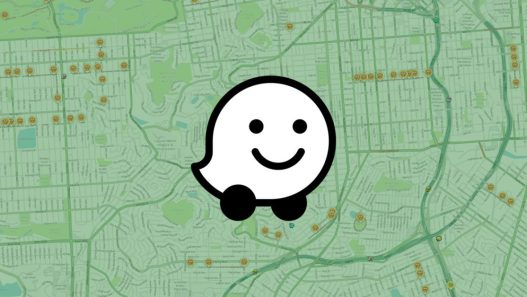 Waze intègre ses cartes au tableau de bord de votre voiture pour une navigation optimisée