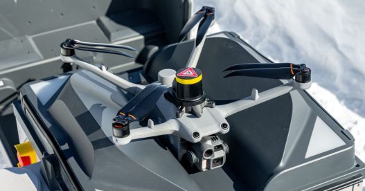 Le système de parachute AVSS améliore la sécurité du DJI Dock 3 : innovation pour les drones