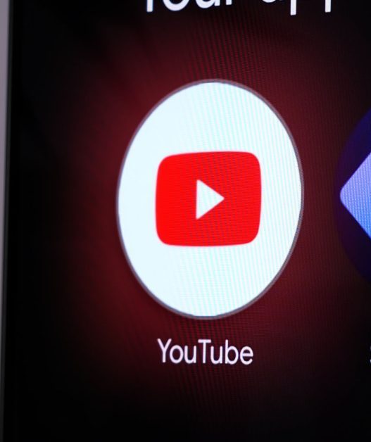 Révolution dans le streaming : youtube améliore son application tv pour défier netflix et disney+