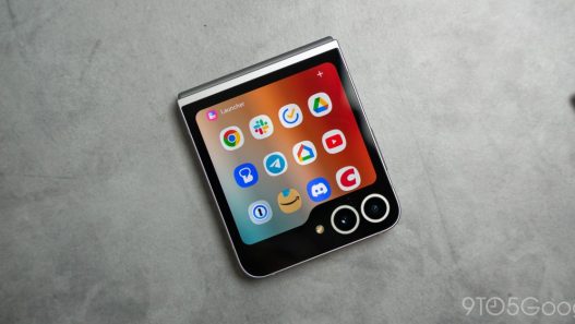 Maximisez votre expérience : le Galaxy Z Flip optimise les applications sur l'écran de couverture avec One UI 7.