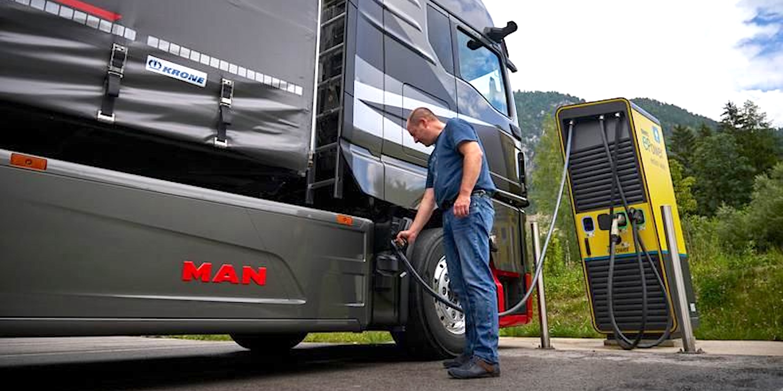 Chargement de camion électrique MAN